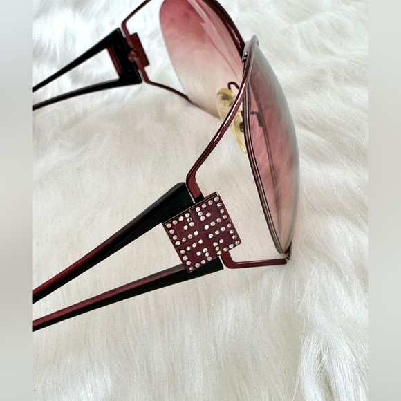 GIVENCHY LUXURY SUNGLASSES - Picture 9 of 12